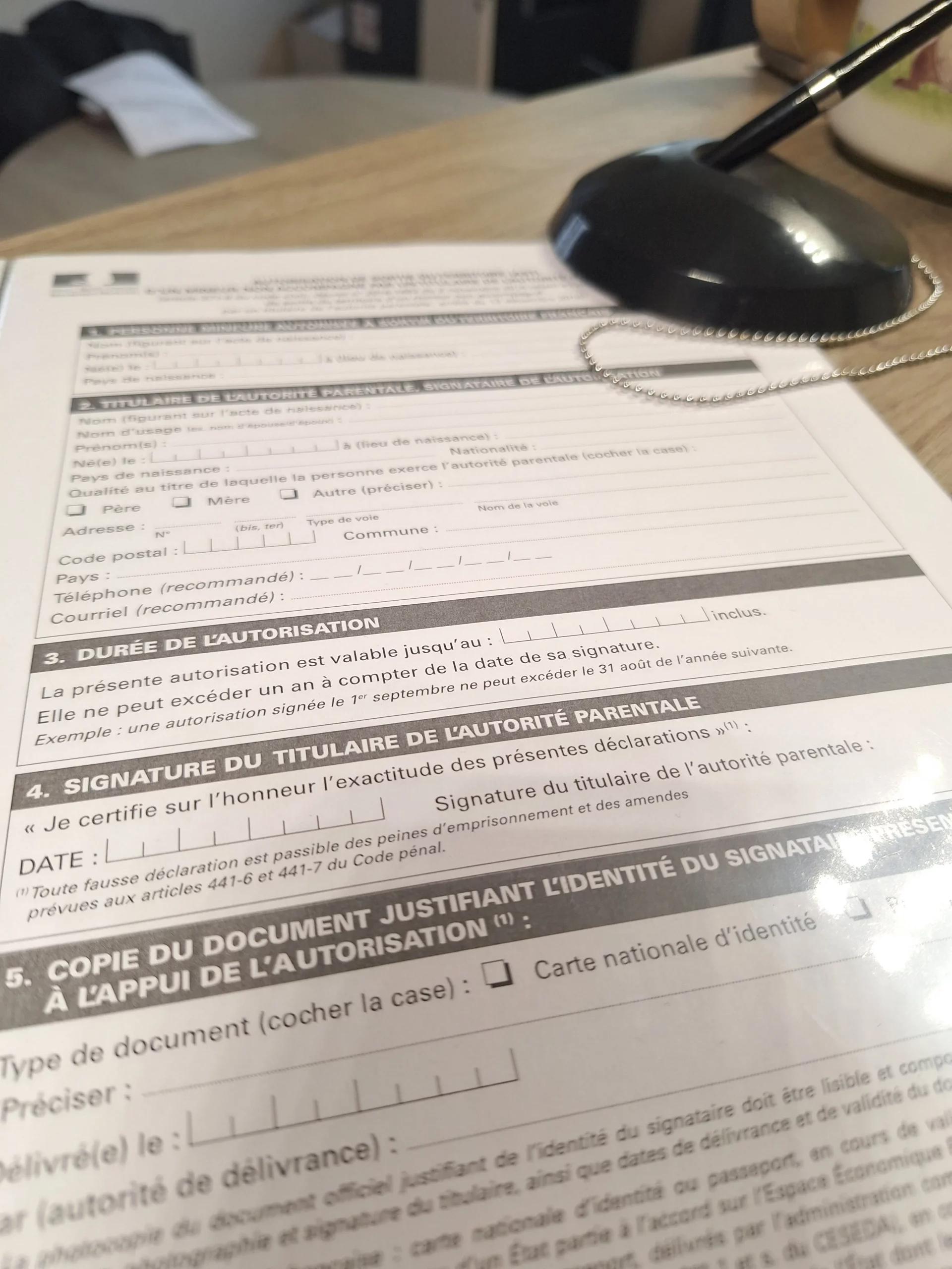 Autorisation sortie de territoire Autorisation sortie de territoire